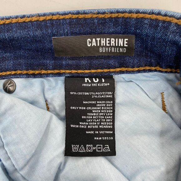 Kut from the Kloth Blue Catherine Boyfriend Jeans | Size 22W - Picture 6 of 7
